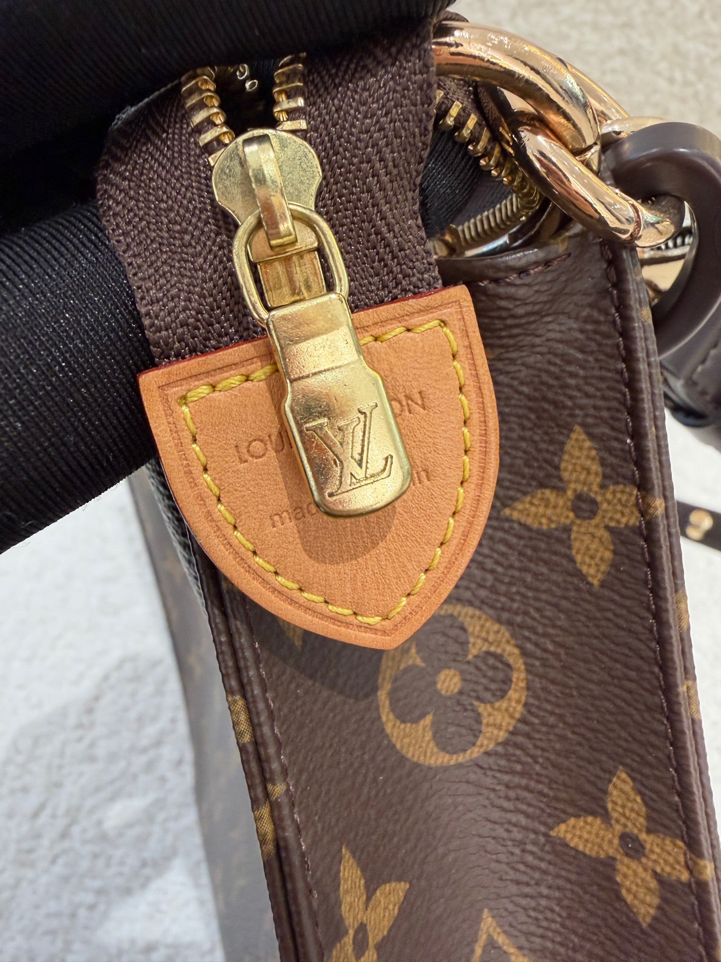 Louis Vuitton - Toiletry Pouch - Canvas - Brown