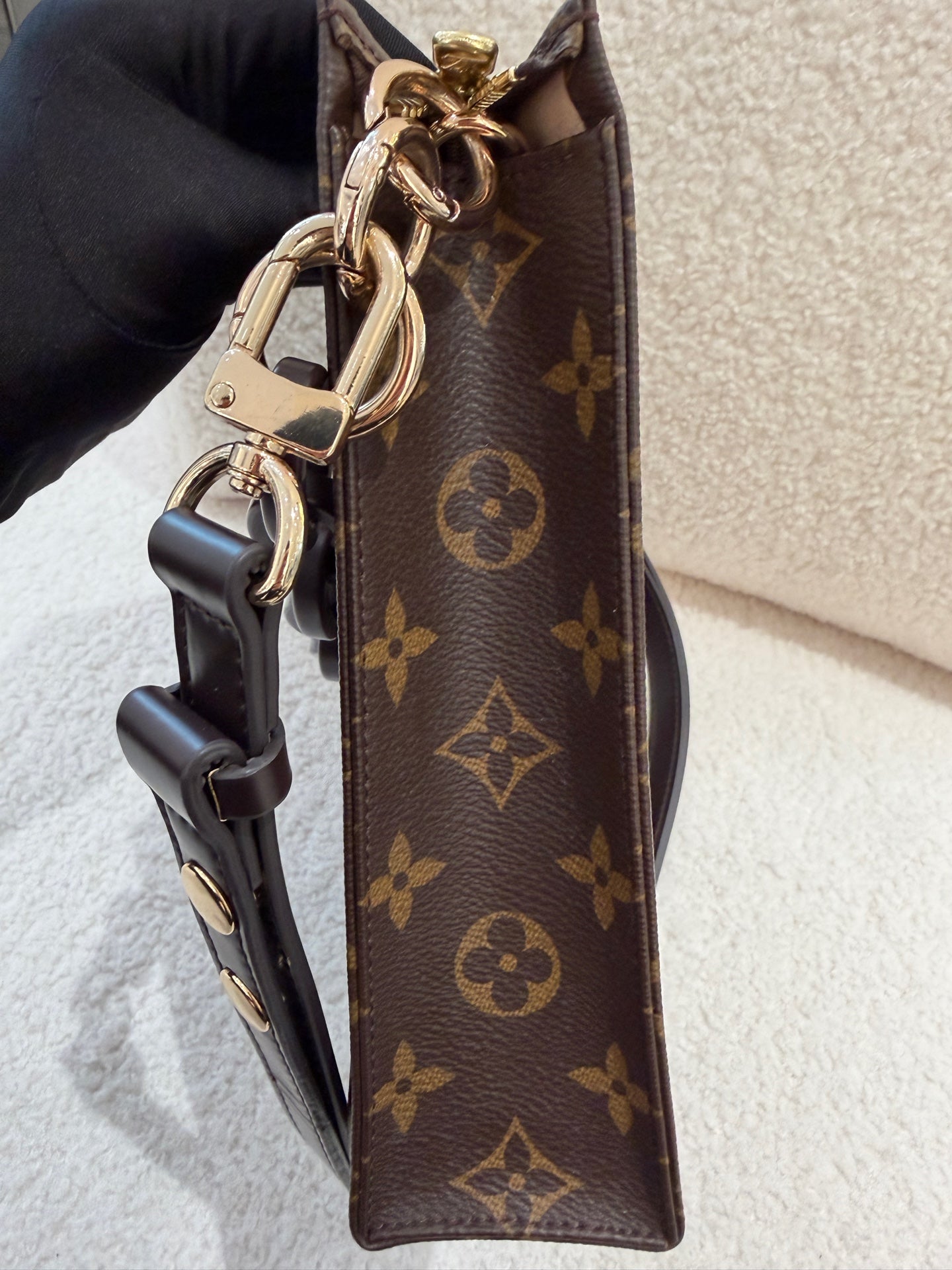 Louis Vuitton - Toiletry Pouch - Canvas - Brown