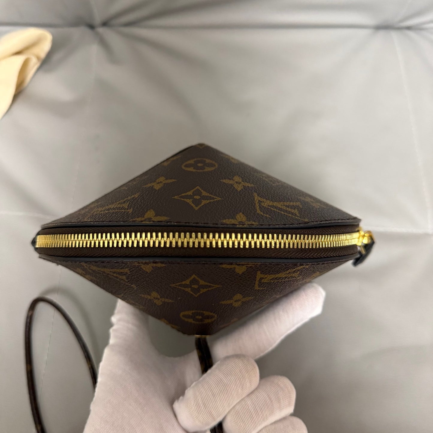 Louis Vuitton - Toupie - Cloth - Brown - (small)