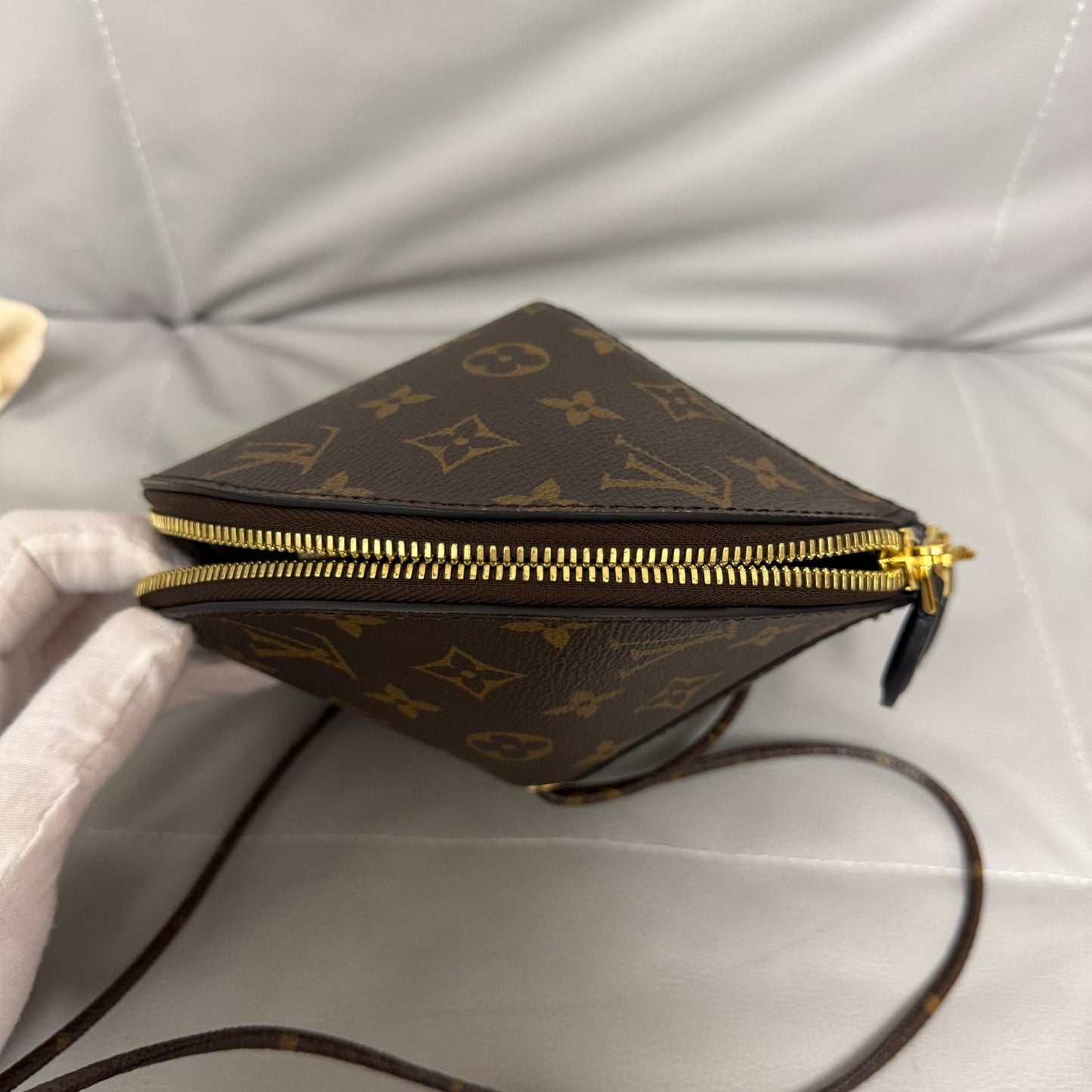 Louis Vuitton - Toupie - Cloth - Brown - (small)