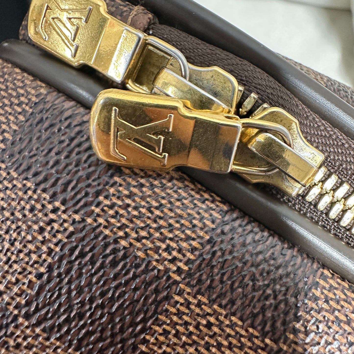 Louis Vuitton - Travel Bag - Damier Ebene coated canvas with leather trim - Brown - (large)