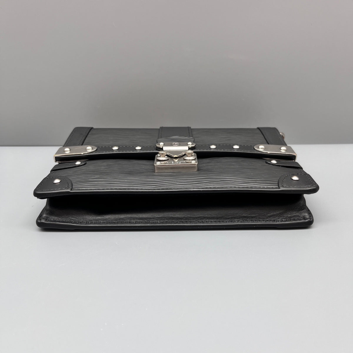 Louis Vuitton - Trunk Chain Bag - Leather - Black - (mini)
