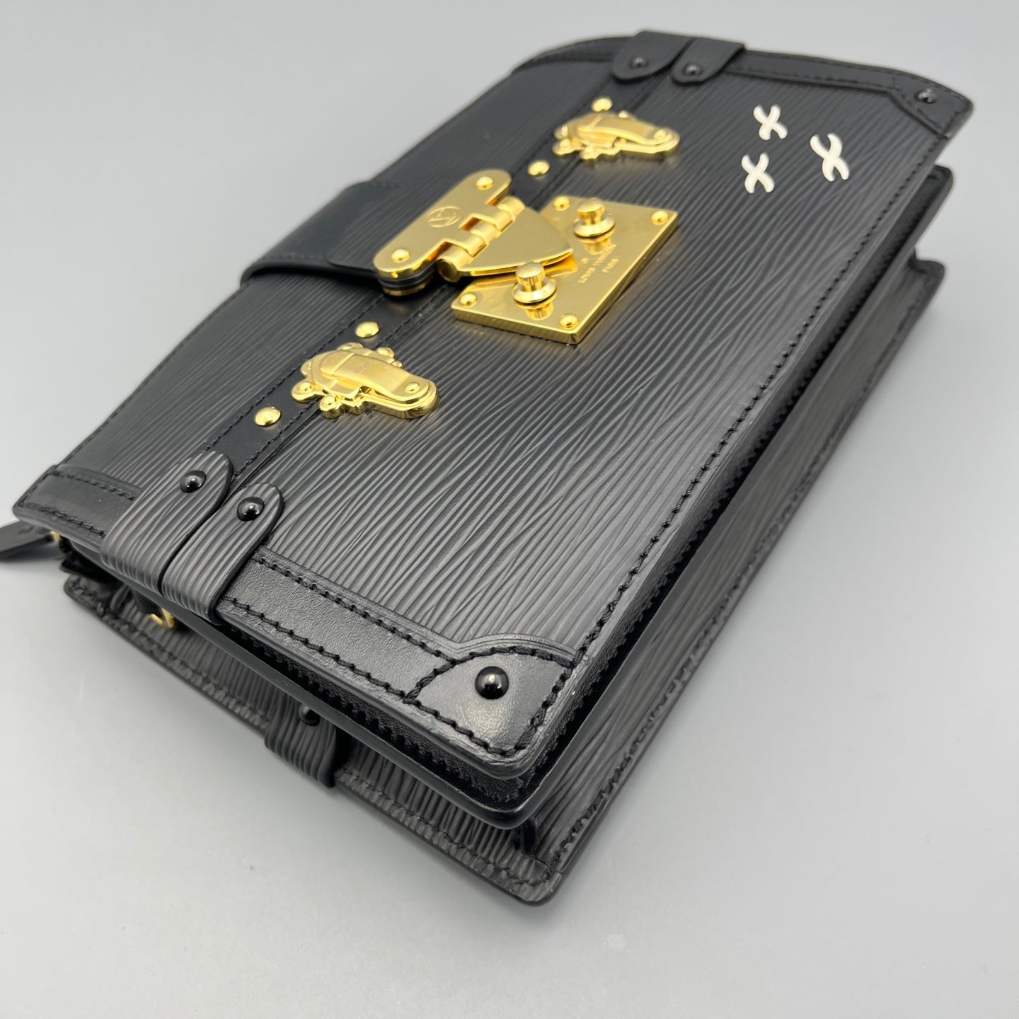 Louis Vuitton - Trunk Clutch - Epi Leather - Black - (Small)