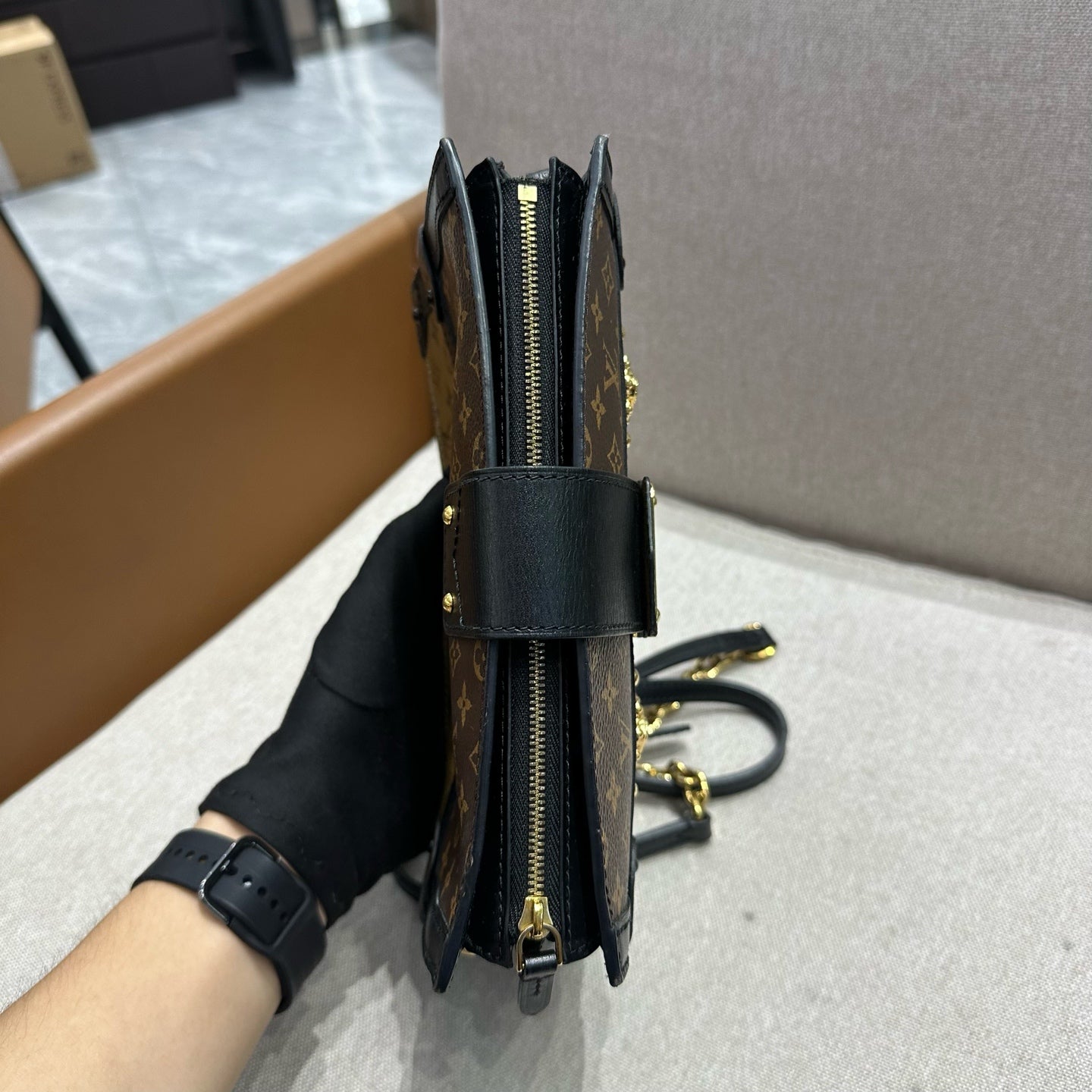 Louis Vuitton - Trunk Clutch - Leather - Brown - (mini)
