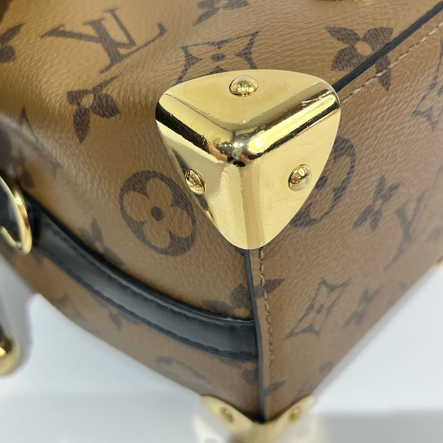 Louis Vuitton - Trunk-inspired Drawstring Pouch - Coated canvas with leather trim - Brown - (mini)