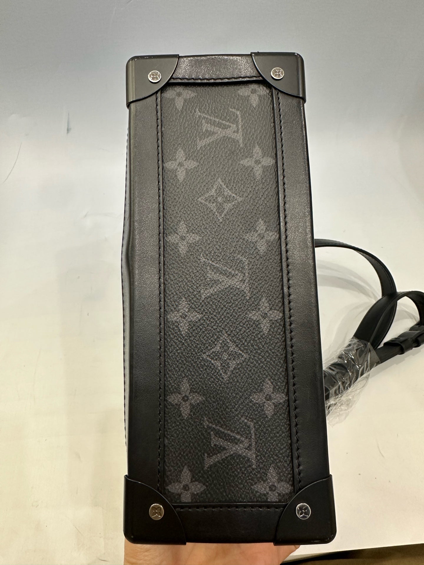 Louis Vuitton - Trunk - Leather - Black - (large)