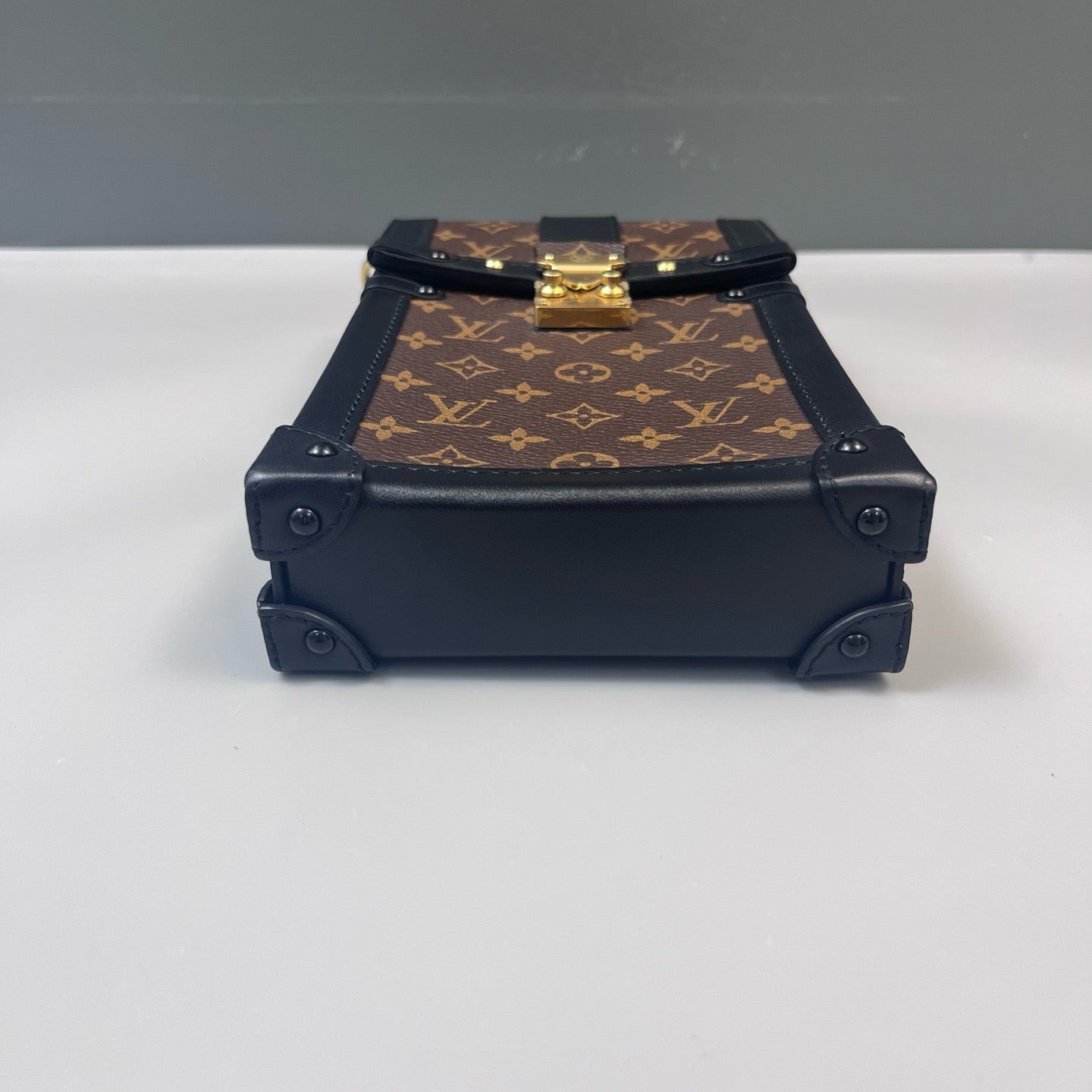 Louis Vuitton - Trunk Vertical - Monogram coated canvas with leather trim - Brown and Black with Gold-Tone Hardware - (Mini)