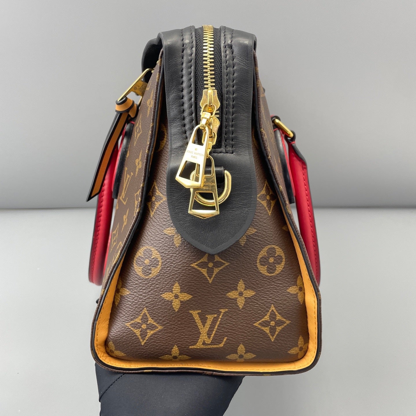 Louis Vuitton - Tuileries - Leather - Multicolour - (medium)