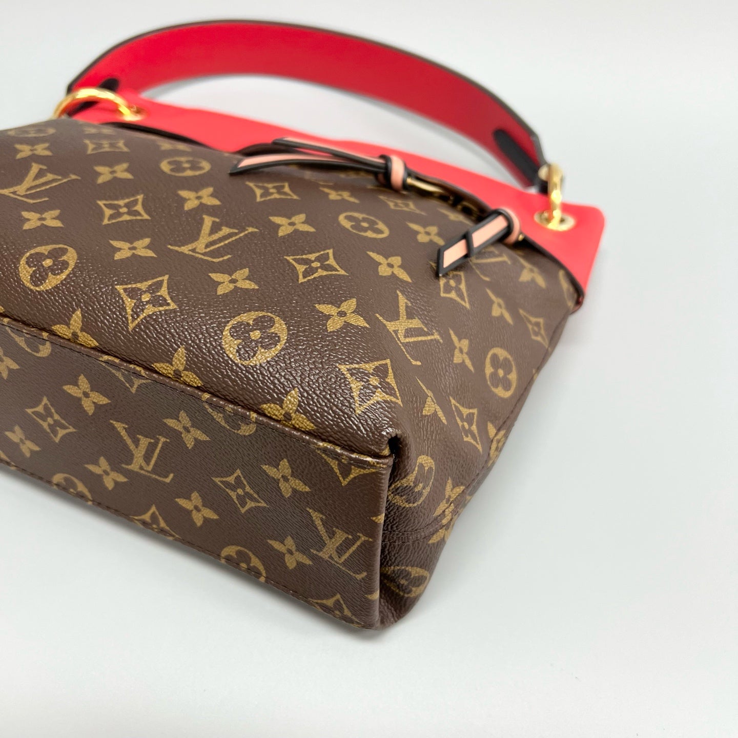 Louis Vuitton - Tuileries - Leather - Multicolour - (medium)