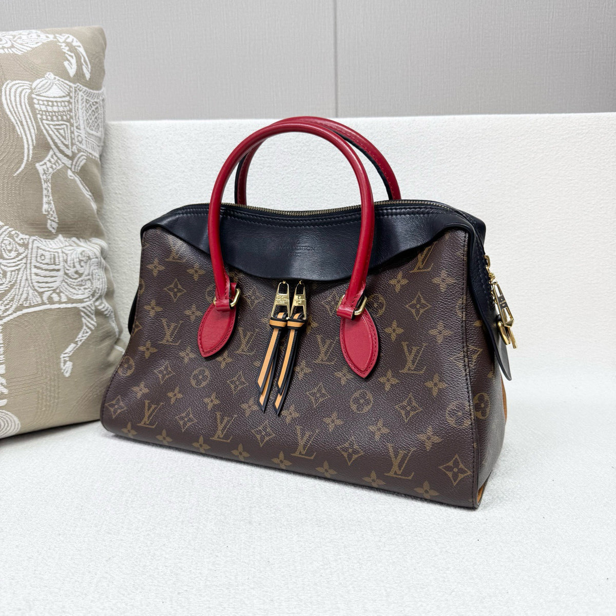 Louis Vuitton - Tuileries - Leather - Multicolour - (medium)