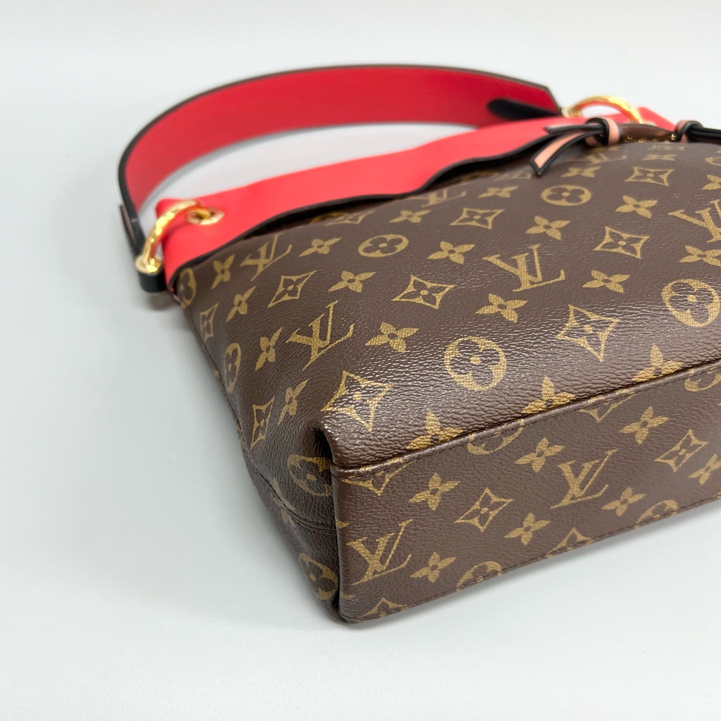 Louis Vuitton - Tuileries - Leather - Multicolour - (medium)