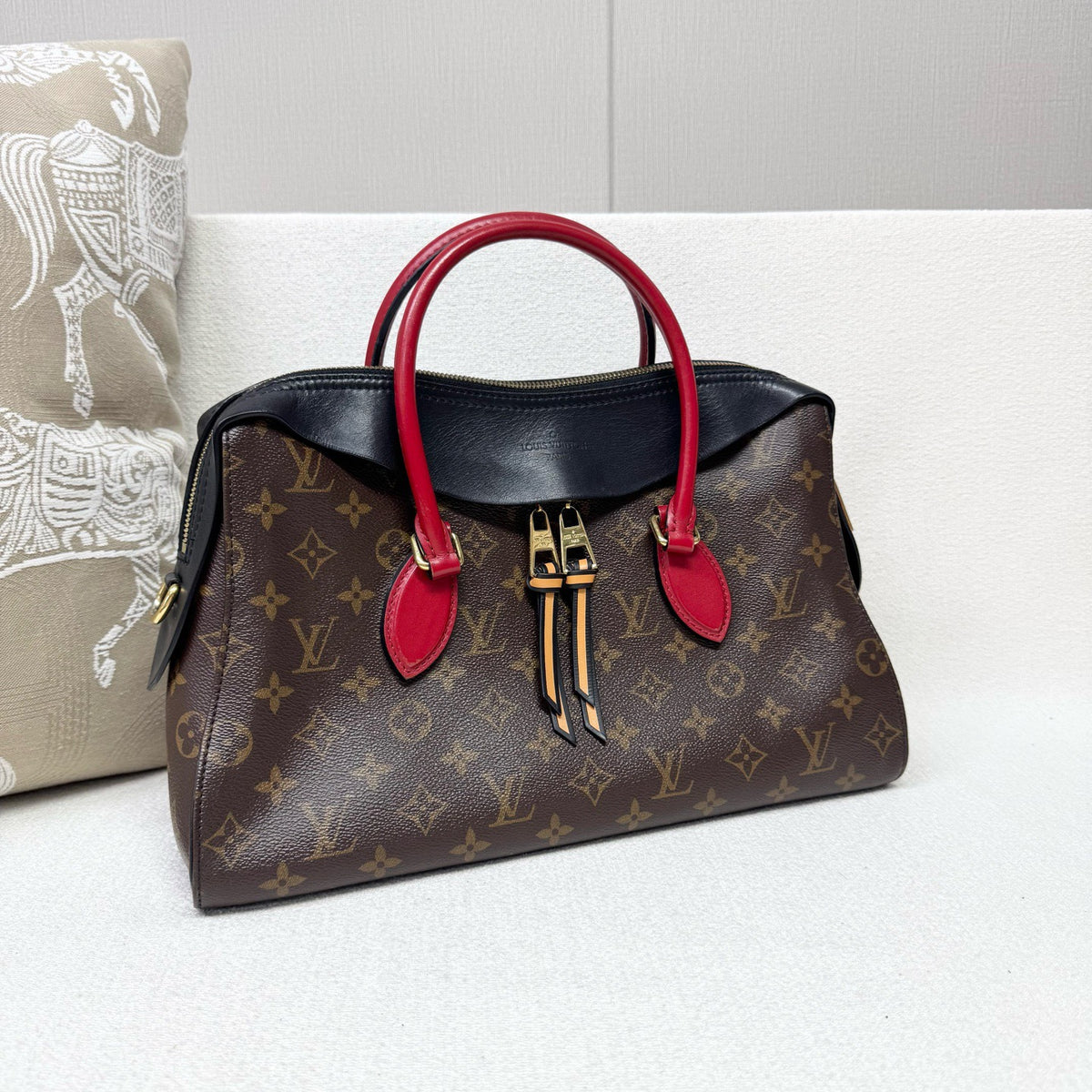 Louis Vuitton - Tuileries - Leather - Multicolour - (medium)