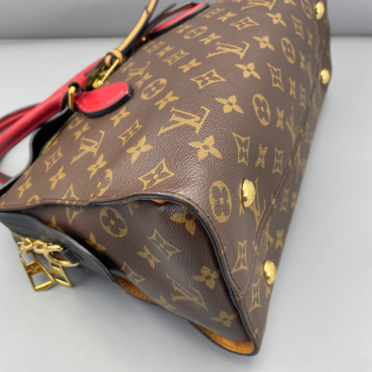Louis Vuitton - Tuileries - Leather - Multicolour - (medium)