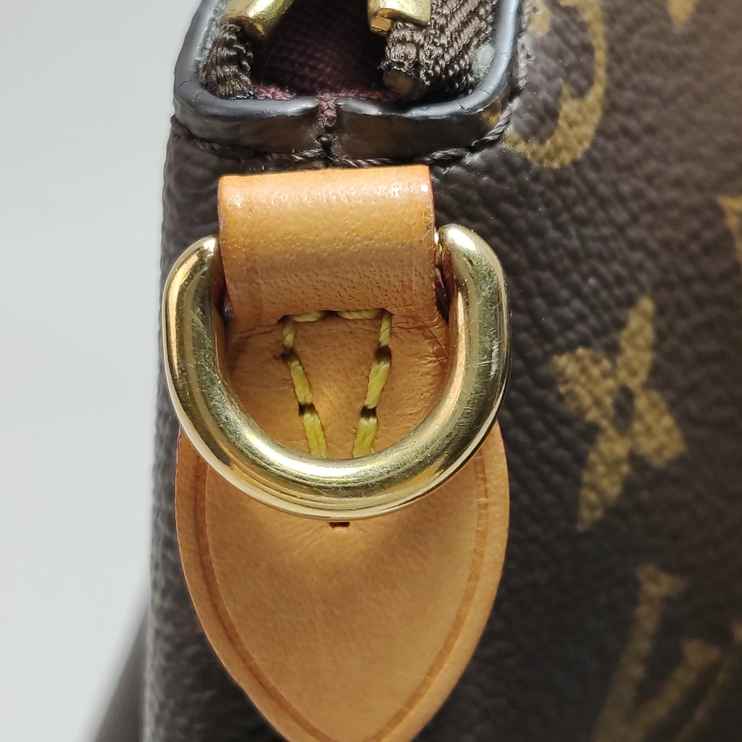 Louis Vuitton - Turenne - Leather - Brown - (large)