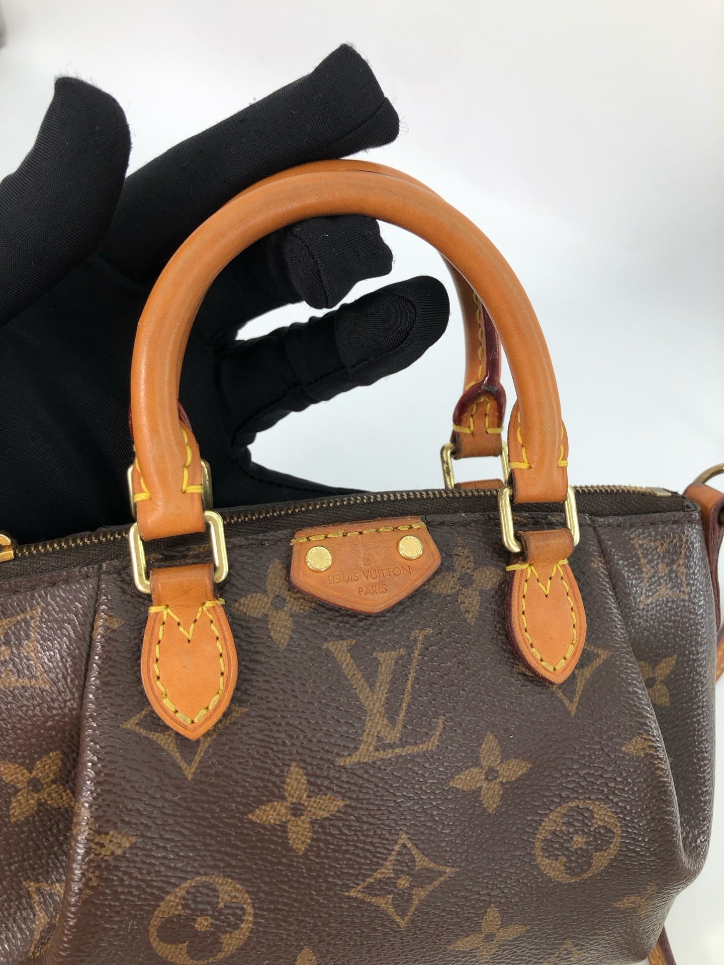 Louis Vuitton - Turenne - Leather - Brown - (mini)