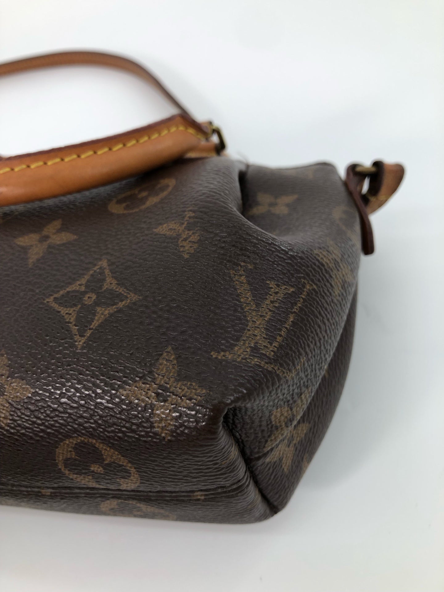 Louis Vuitton - Turenne - Leather - Brown - (mini)