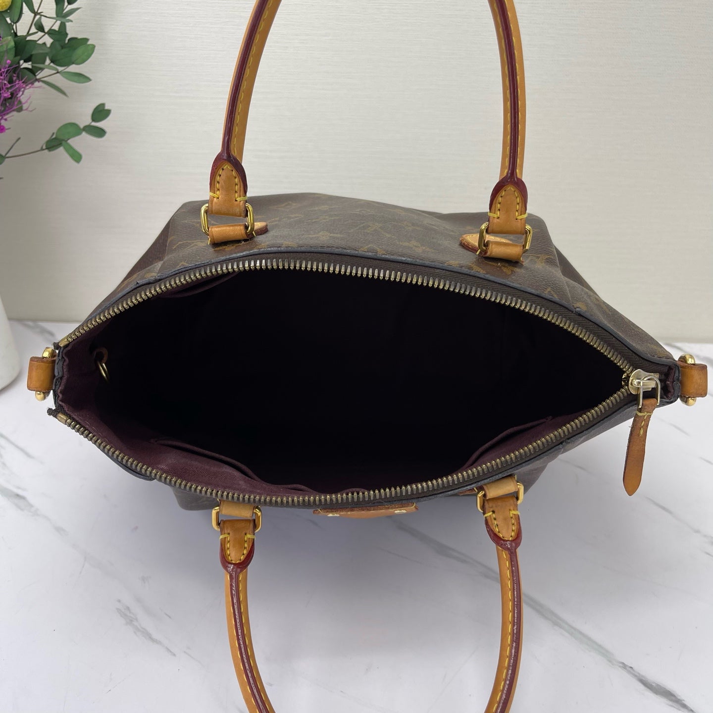 Louis Vuitton - Turenne - Leather - Brown - (small)