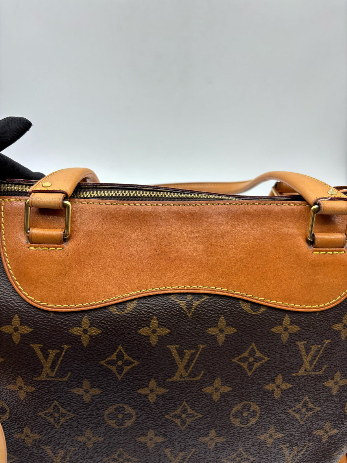 Louis Vuitton - Turenne - Synthetic - Brown - (medium)