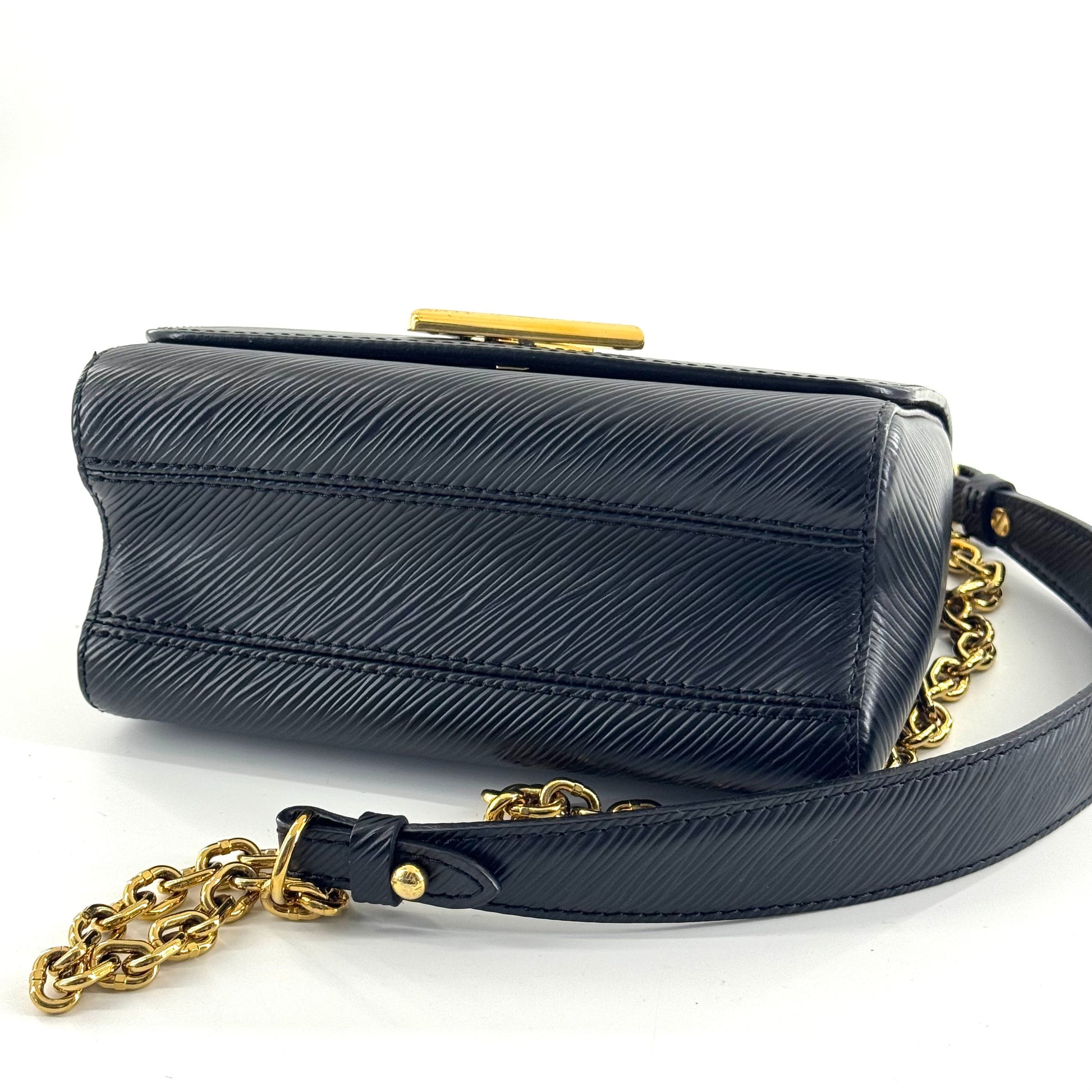 Louis Vuitton Twist Leather Black - view 10