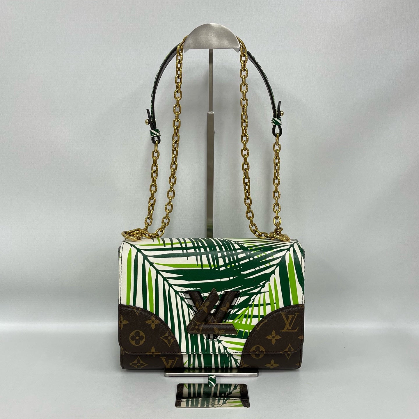Louis Vuitton - Twist Bag Jungle Floral Limited Edition - Epi leather with Monogram coated canvas trim - White and Green with Brown Monogram and Gold-Tone Hardware - (Medium)