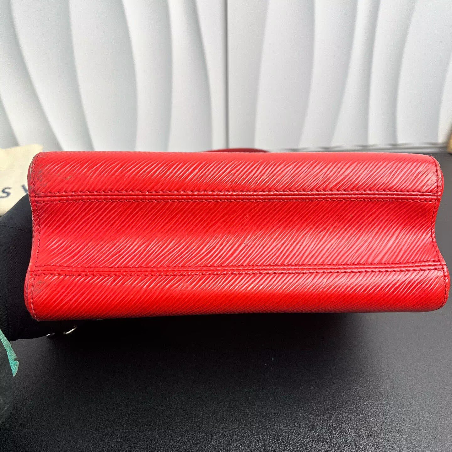 Louis Vuitton - Twist Chain Bag - Epi leather - Red with Silver-Tone Hardware - (medium)
