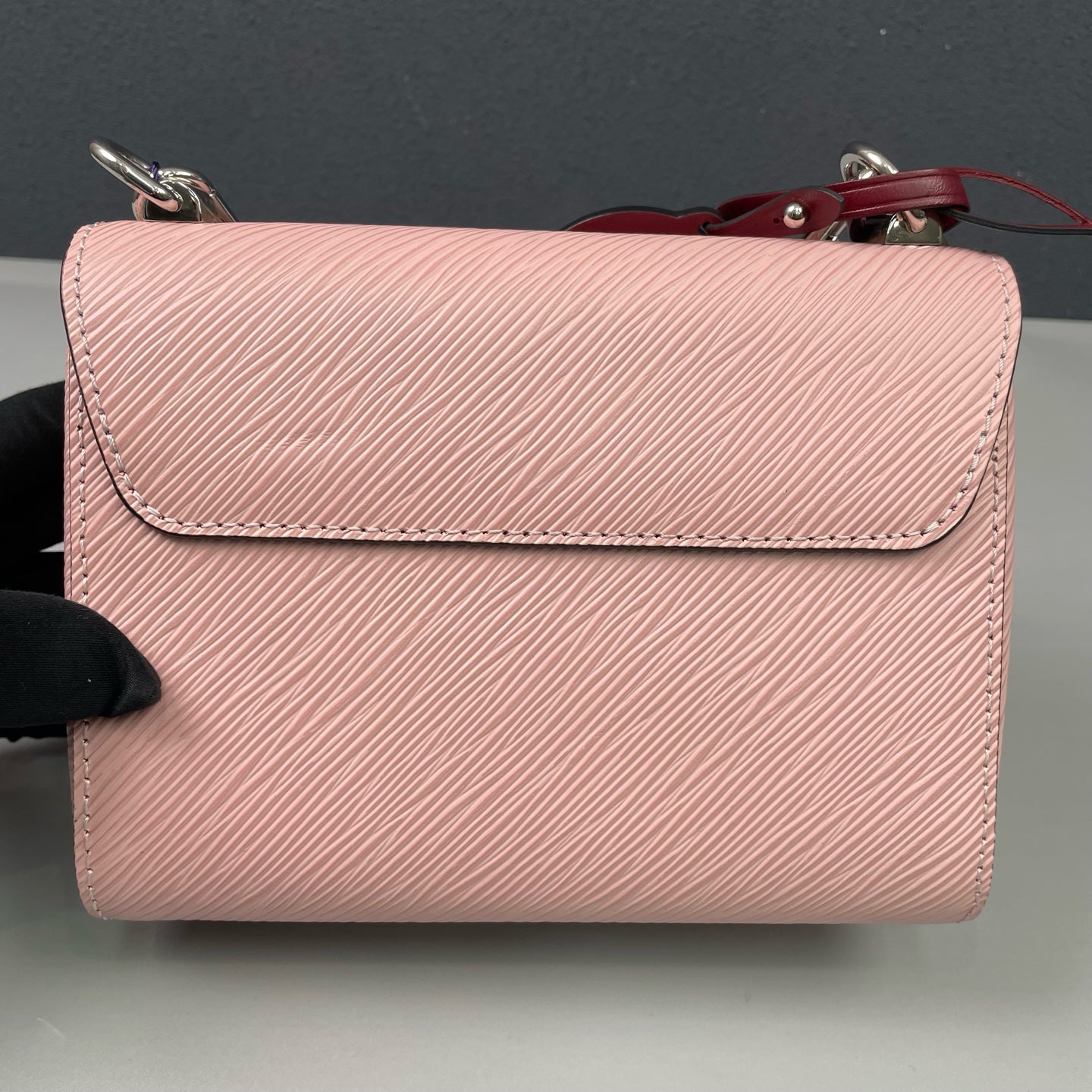 Louis Vuitton - Twist Chain Wallet - Epi leather - Pink with Silver-Tone Hardware - (mini)