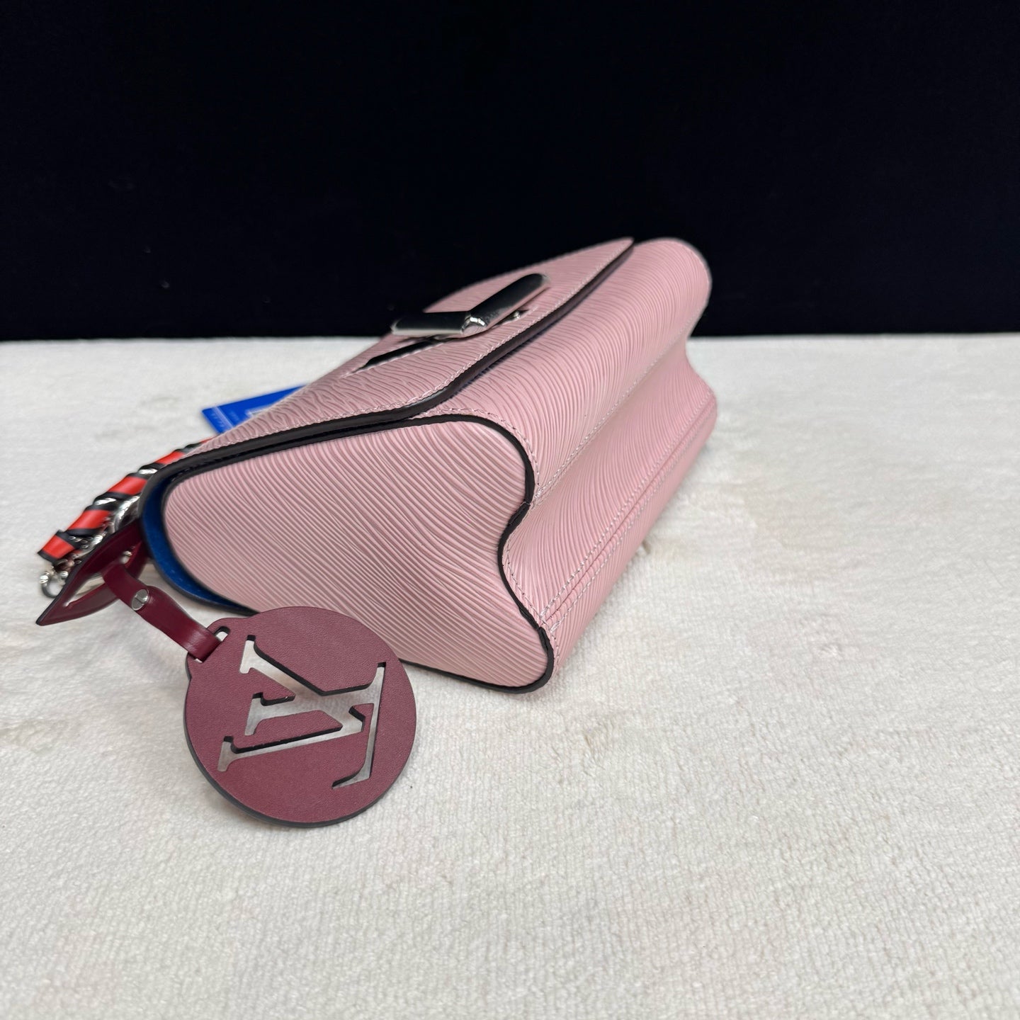 Louis Vuitton - Twist Chain Wallet - Epi leather - Pink with Silver-Tone Hardware - (mini)