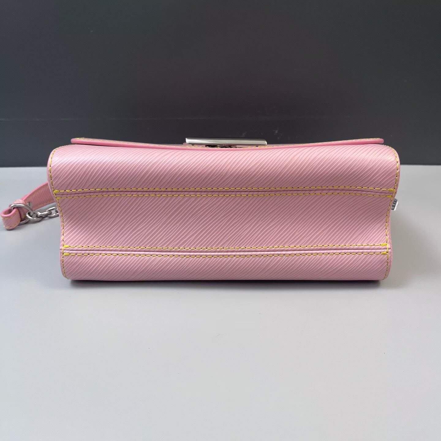 Louis Vuitton - Twist - Epi leather - Pink - (small)