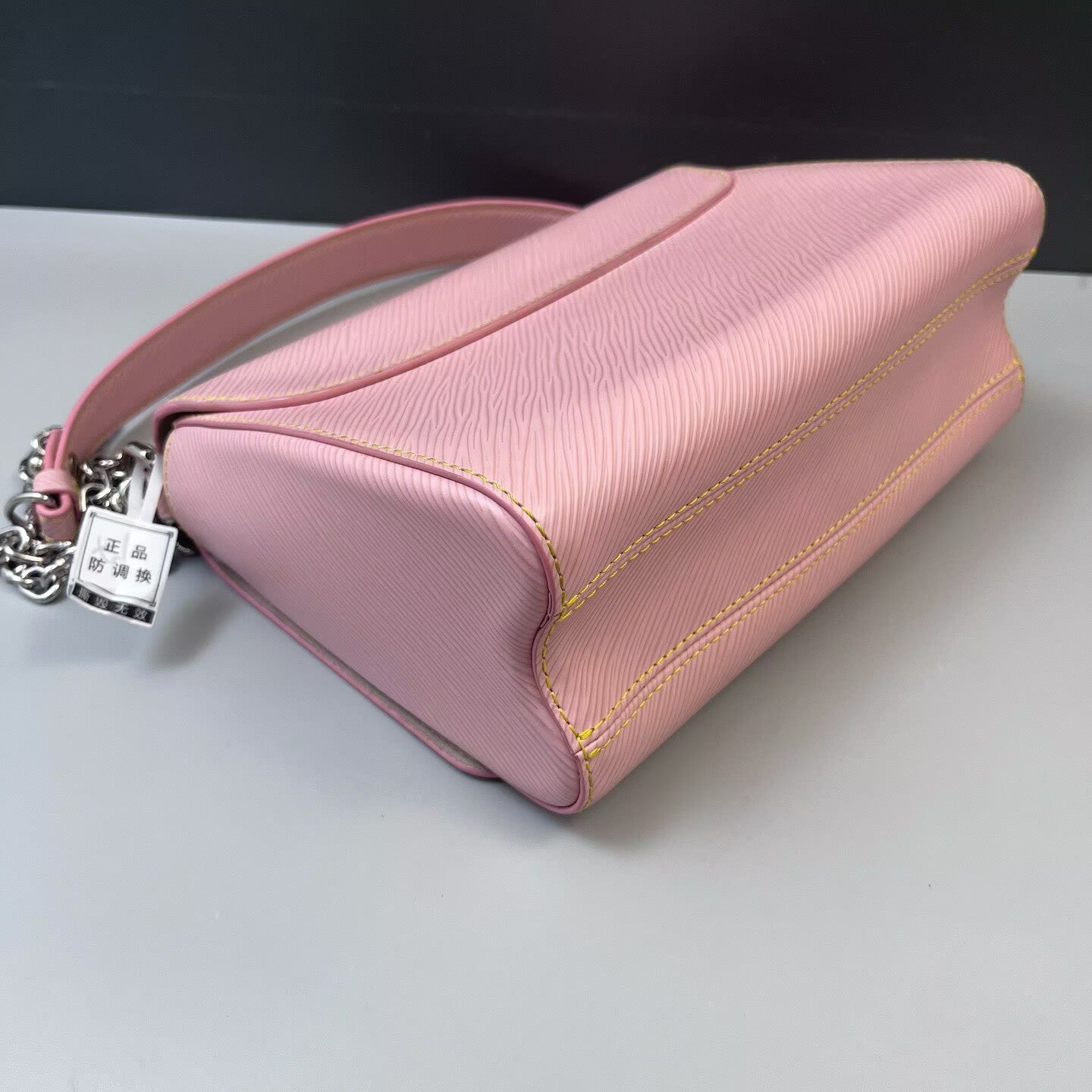 Louis Vuitton - Twist - Epi leather - Pink - (small)