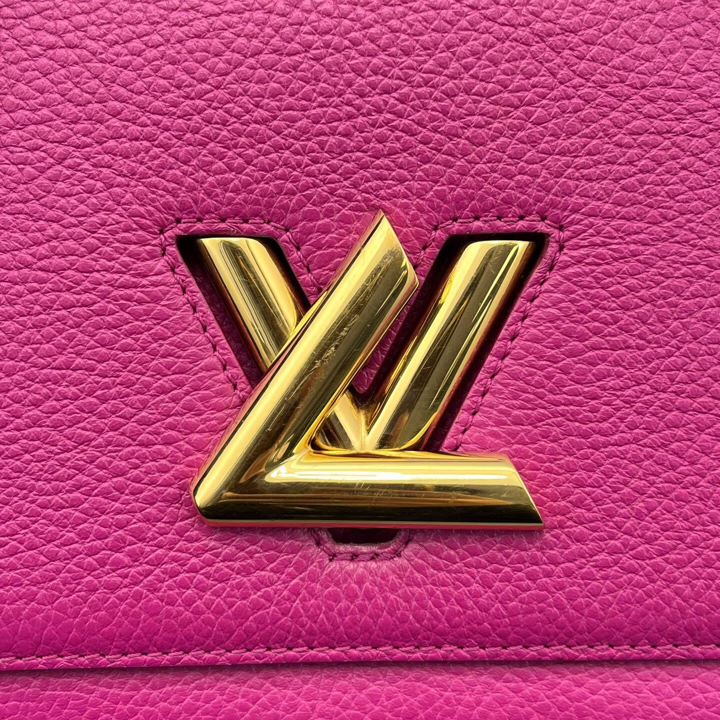 Louis Vuitton - Twist - Grained leather - Pink - (small)