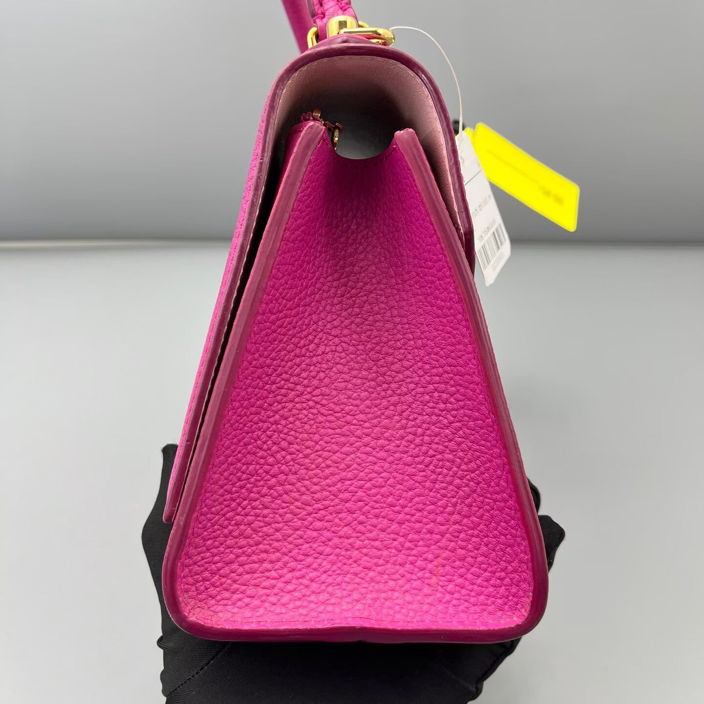 Louis Vuitton - Twist - Grained leather - Pink - (small)