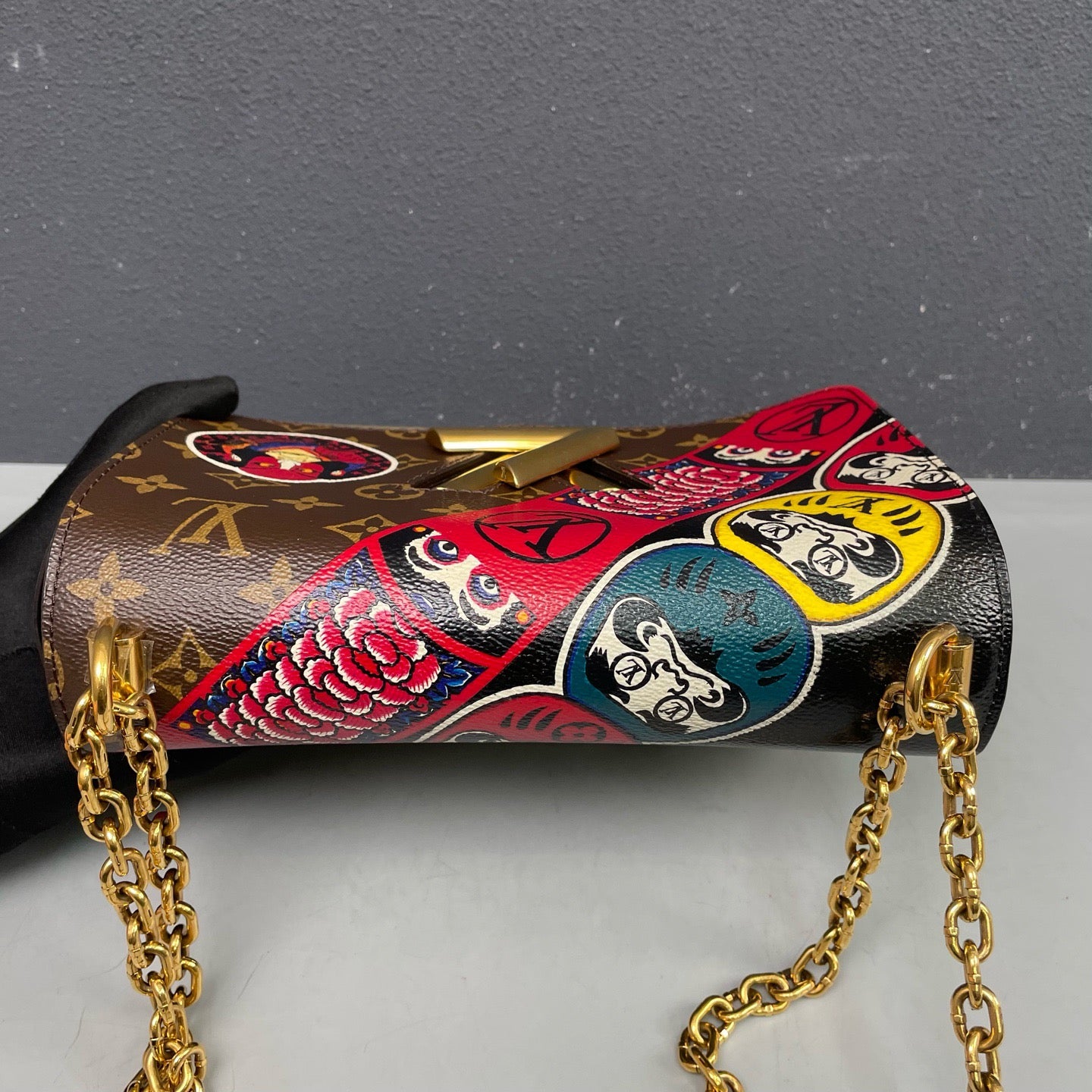 Louis Vuitton - Twist (Kansai Yamamoto Daruma Edition) - Monogram canvas and Epi leather - Multicolour - (medium)