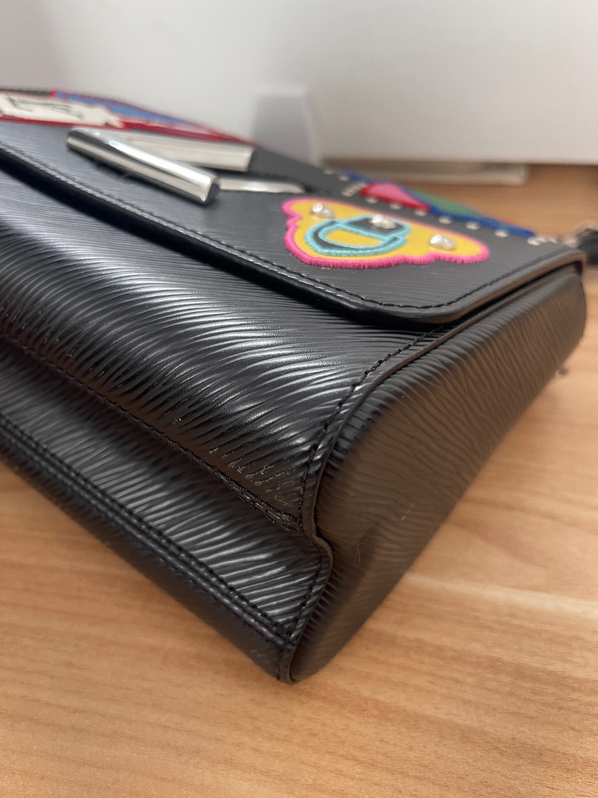 Louis Vuitton - Twist - Leather - Black