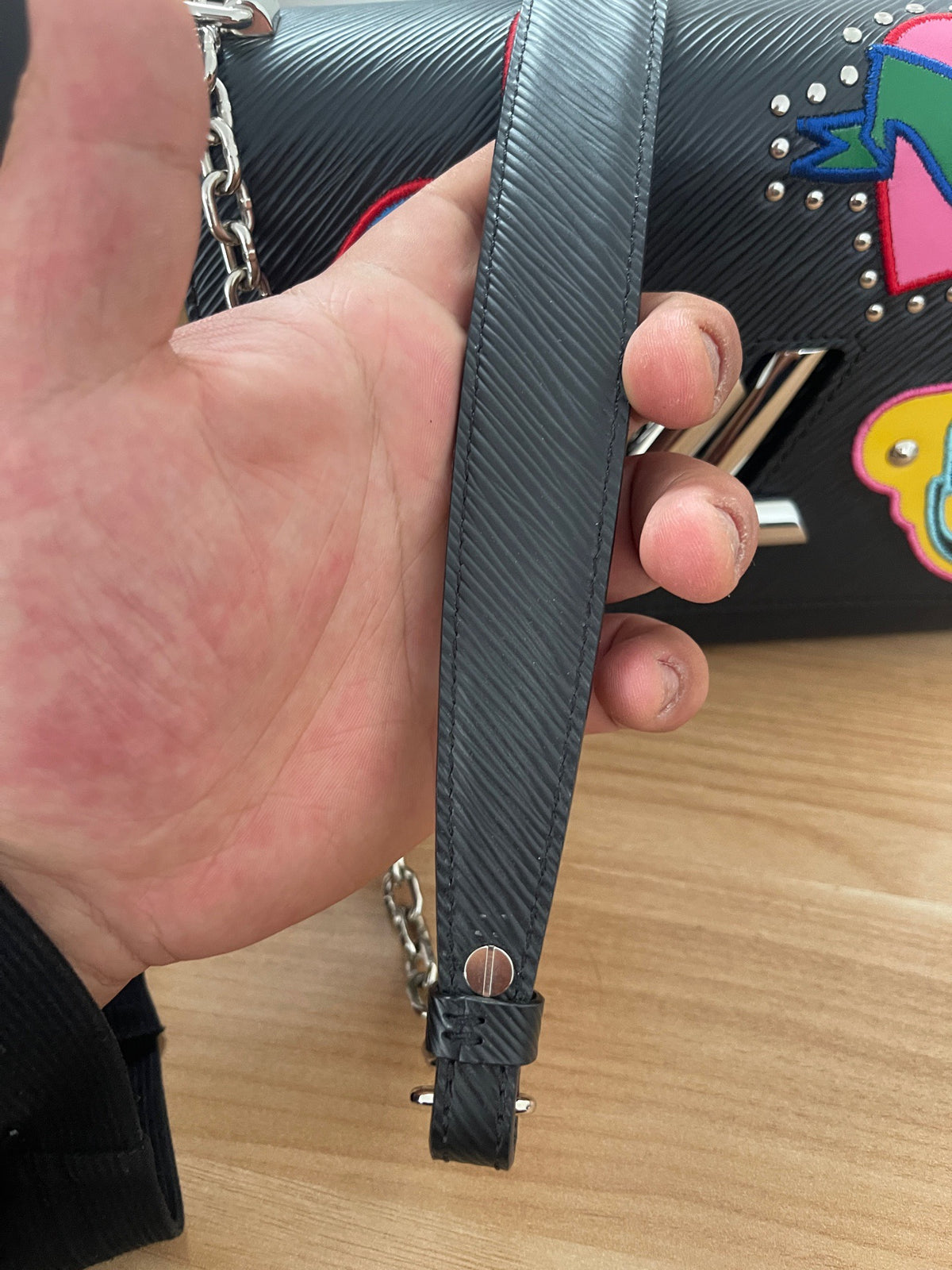Louis Vuitton - Twist - Leather - Black