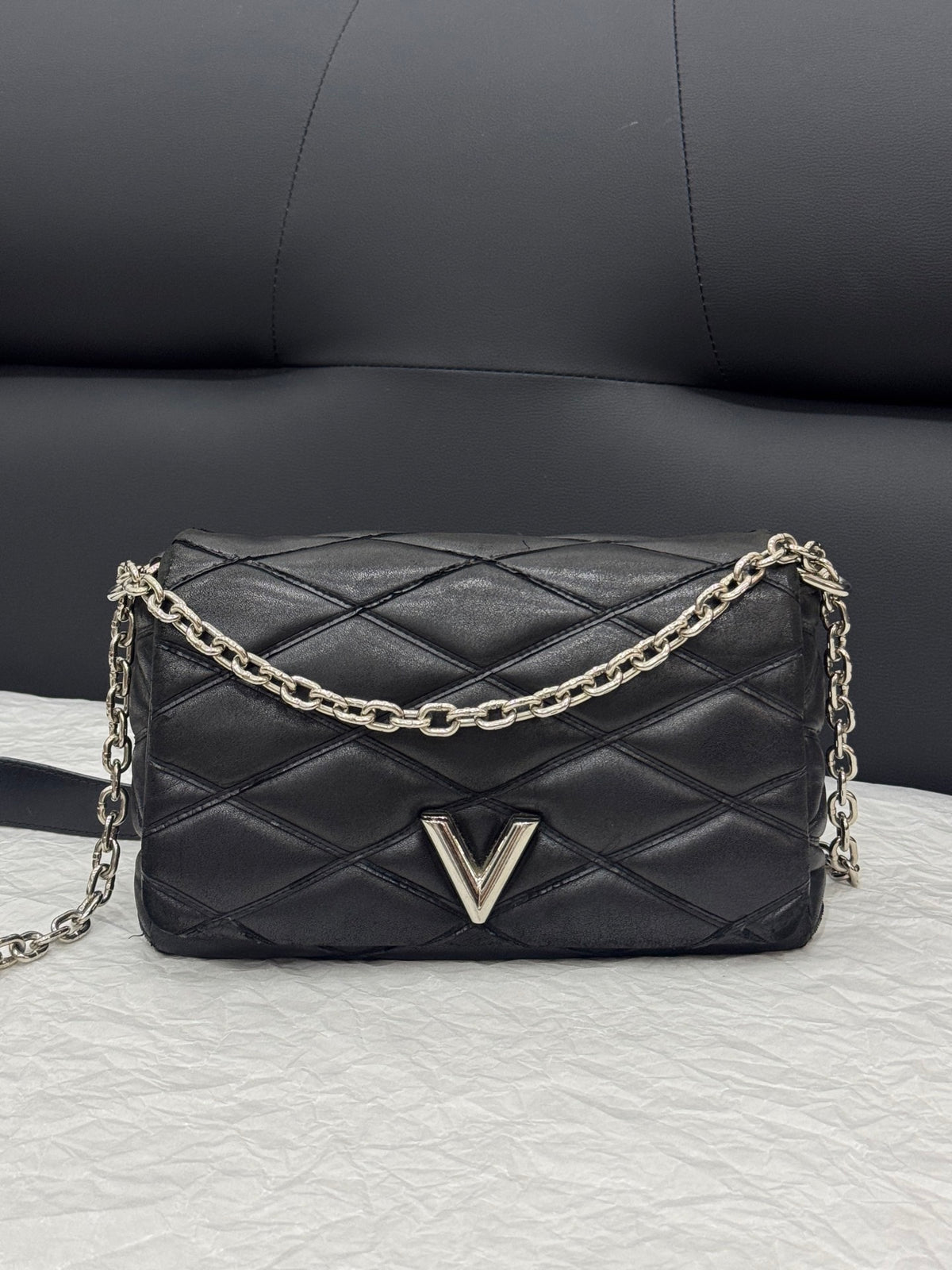 Louis Vuitton - Twist - Leather - Black - (medium)