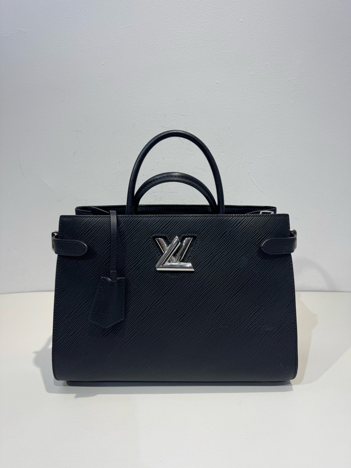 Louis Vuitton - Twist - Leather - Black - (medium)
