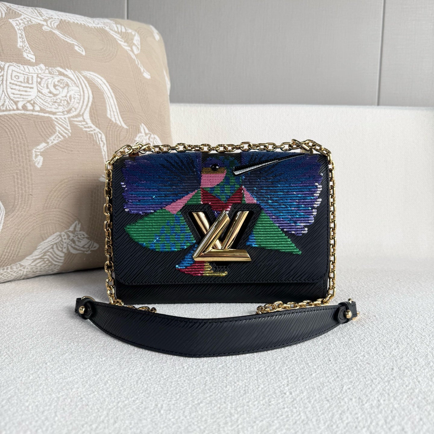 Louis Vuitton - Twist - Leather - Black - (medium)