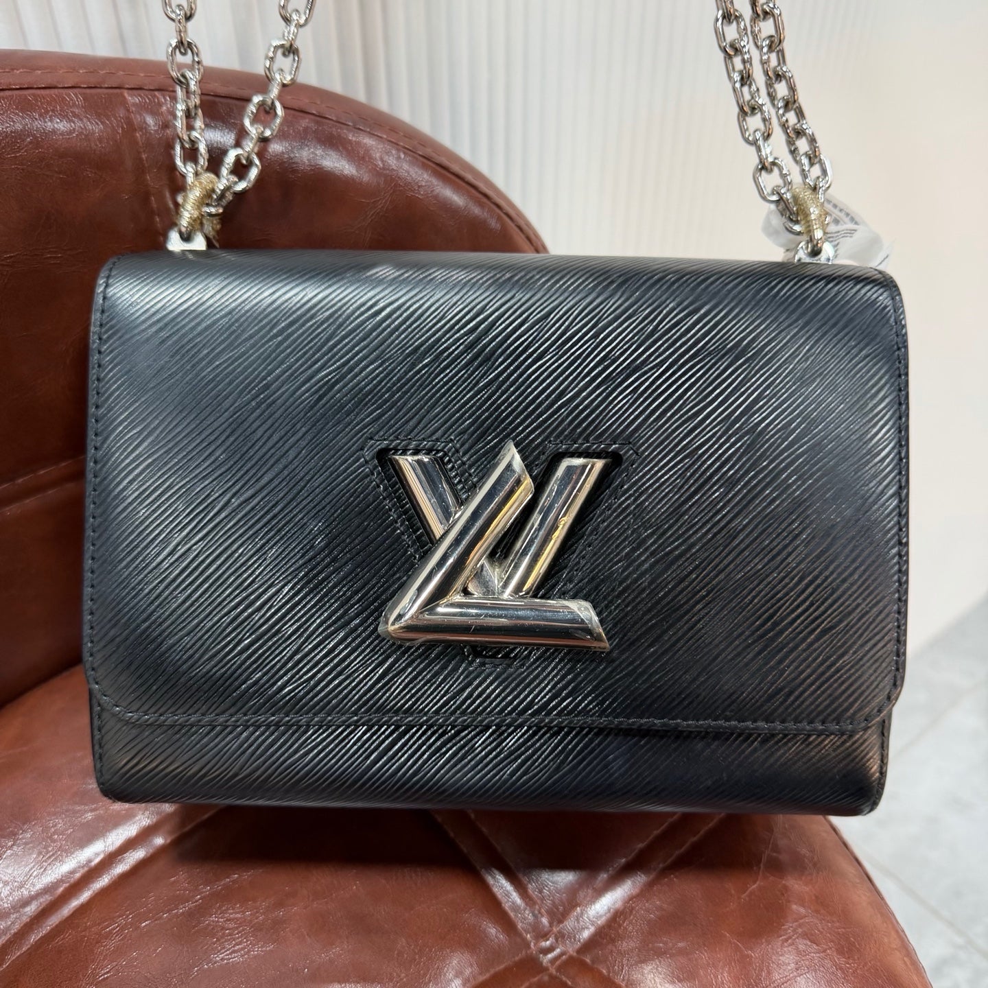 Louis Vuitton - Twist - Leather - Black - (medium)