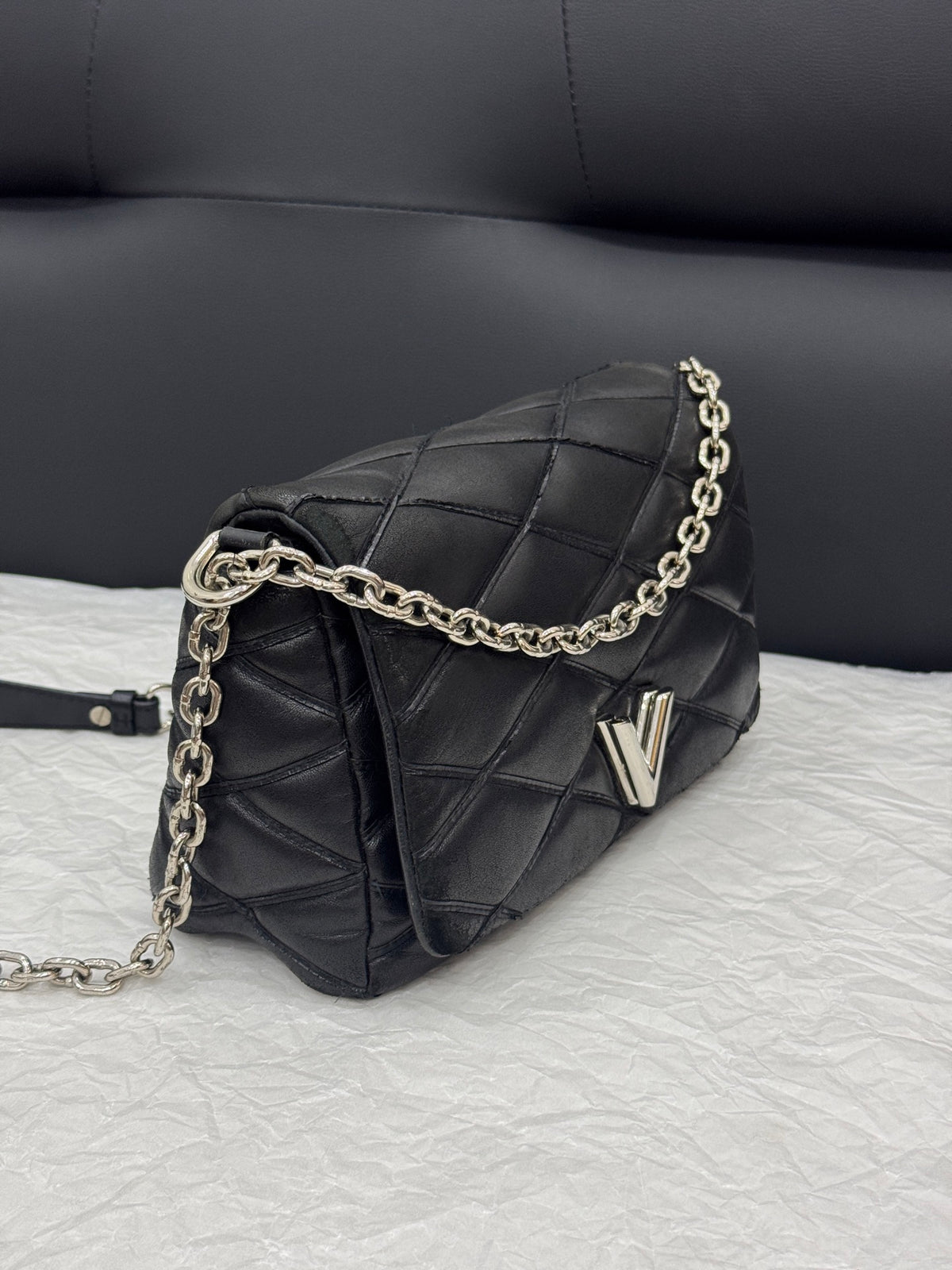 Louis Vuitton - Twist - Leather - Black - (medium)