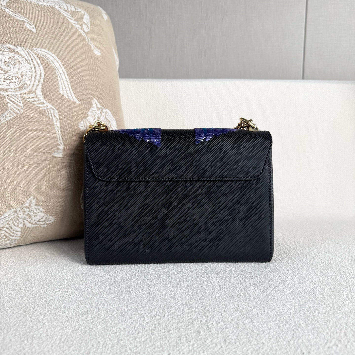 Louis Vuitton - Twist - Leather - Black - (medium)