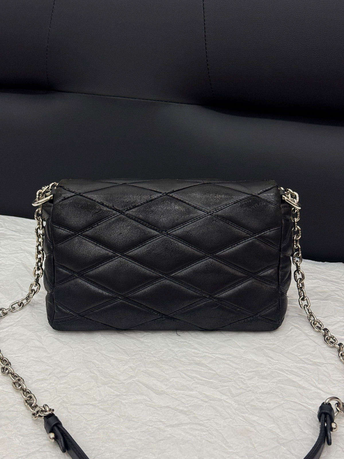 Louis Vuitton - Twist - Leather - Black - (medium)