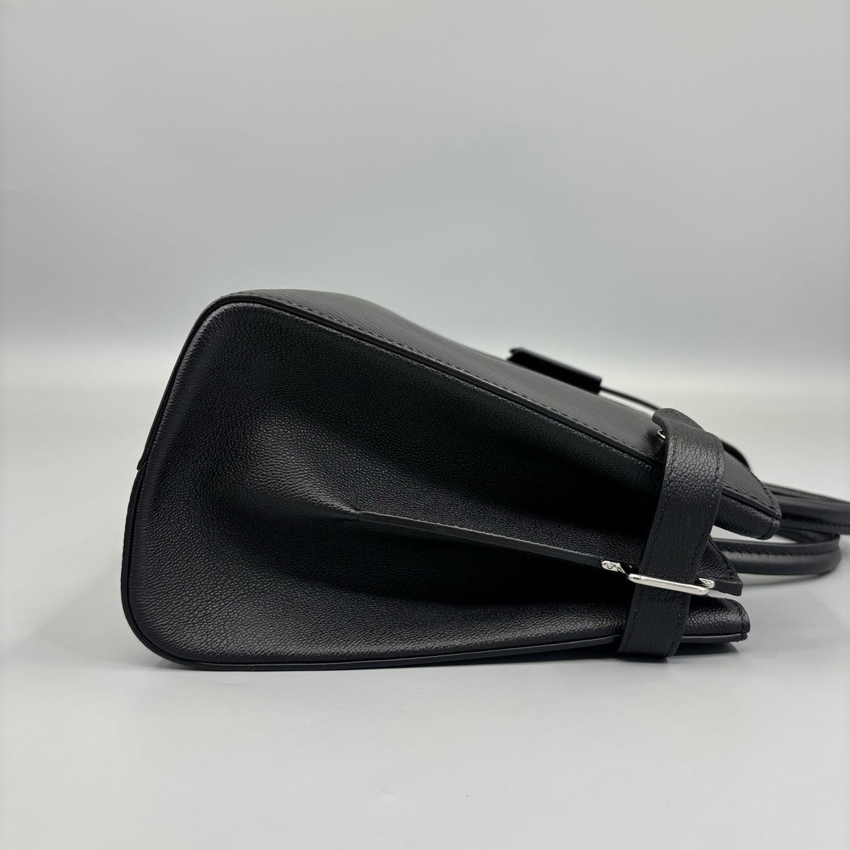 Louis Vuitton - Twist - Leather - Black - (Medium)