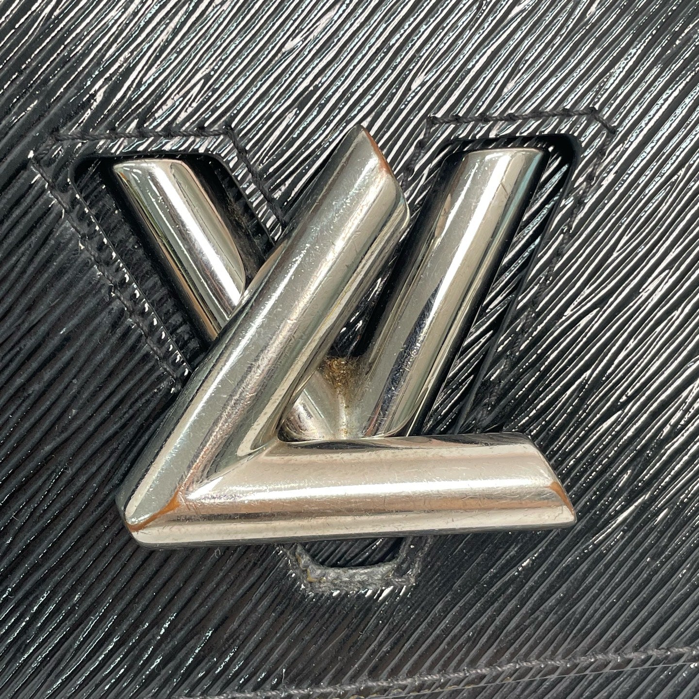 Louis Vuitton - Twist - Leather - Black - (medium)