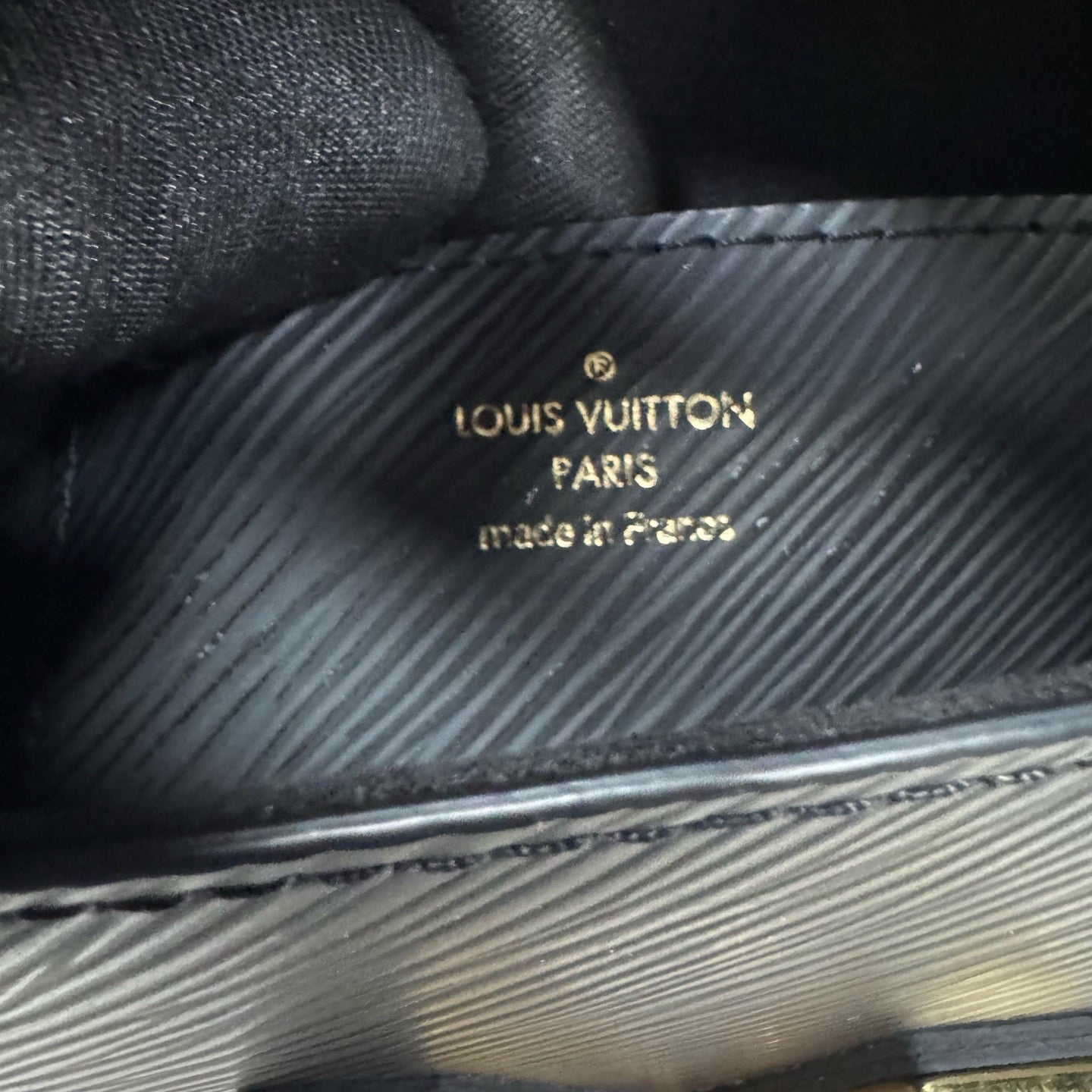 Louis Vuitton - Twist - Leather - Black - (medium)
