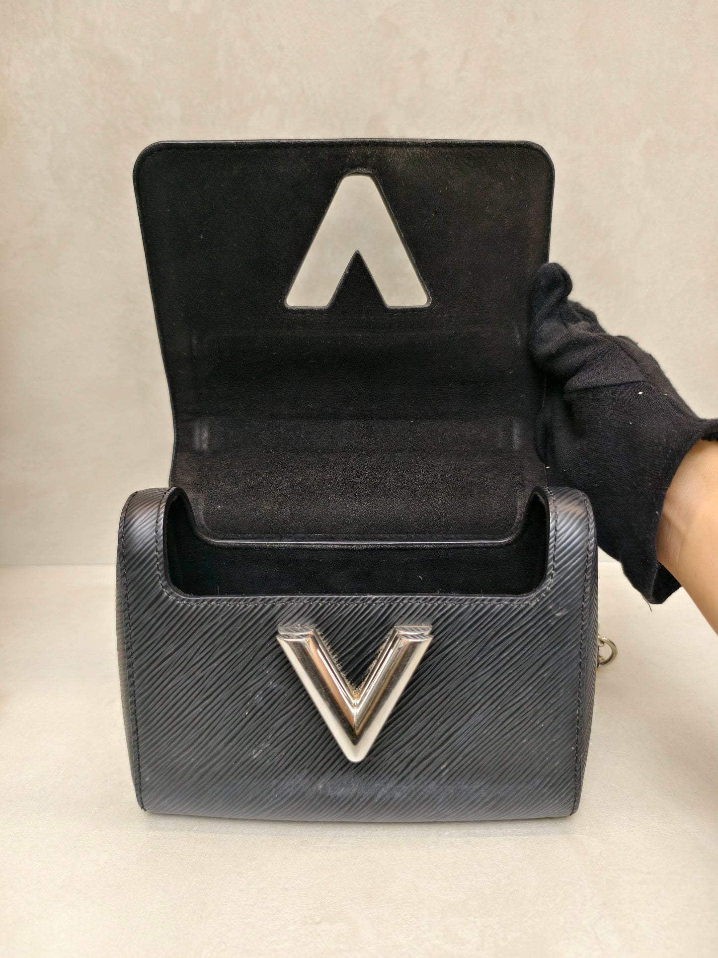 Louis Vuitton - Twist - Leather - Black - (mini)
