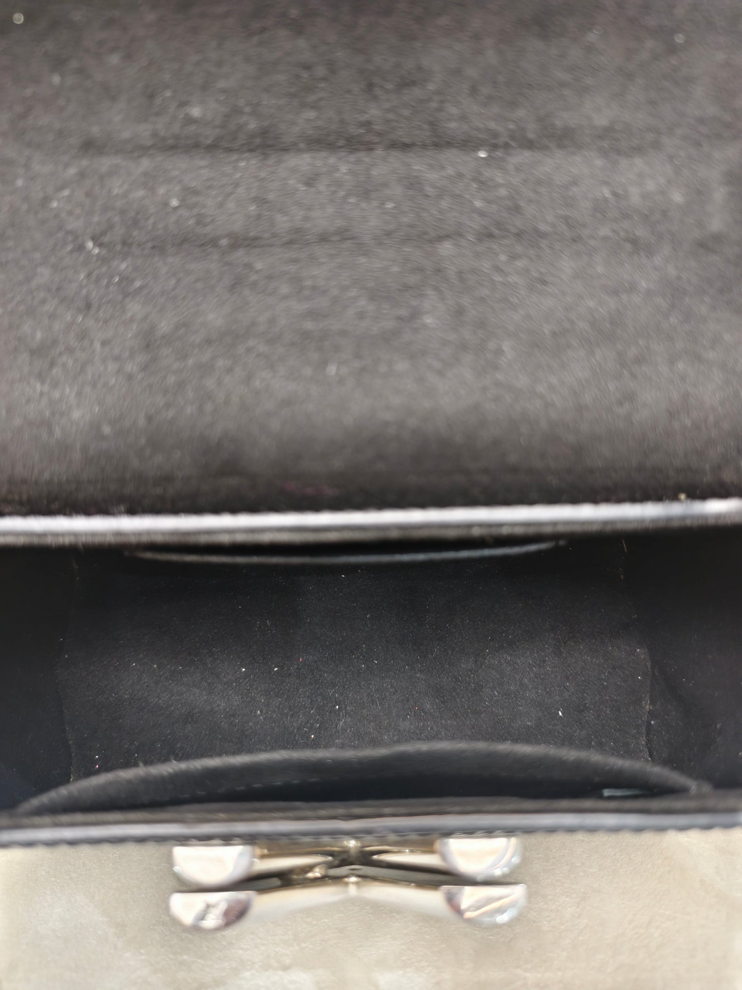 Louis Vuitton - Twist - Leather - Black - (mini)