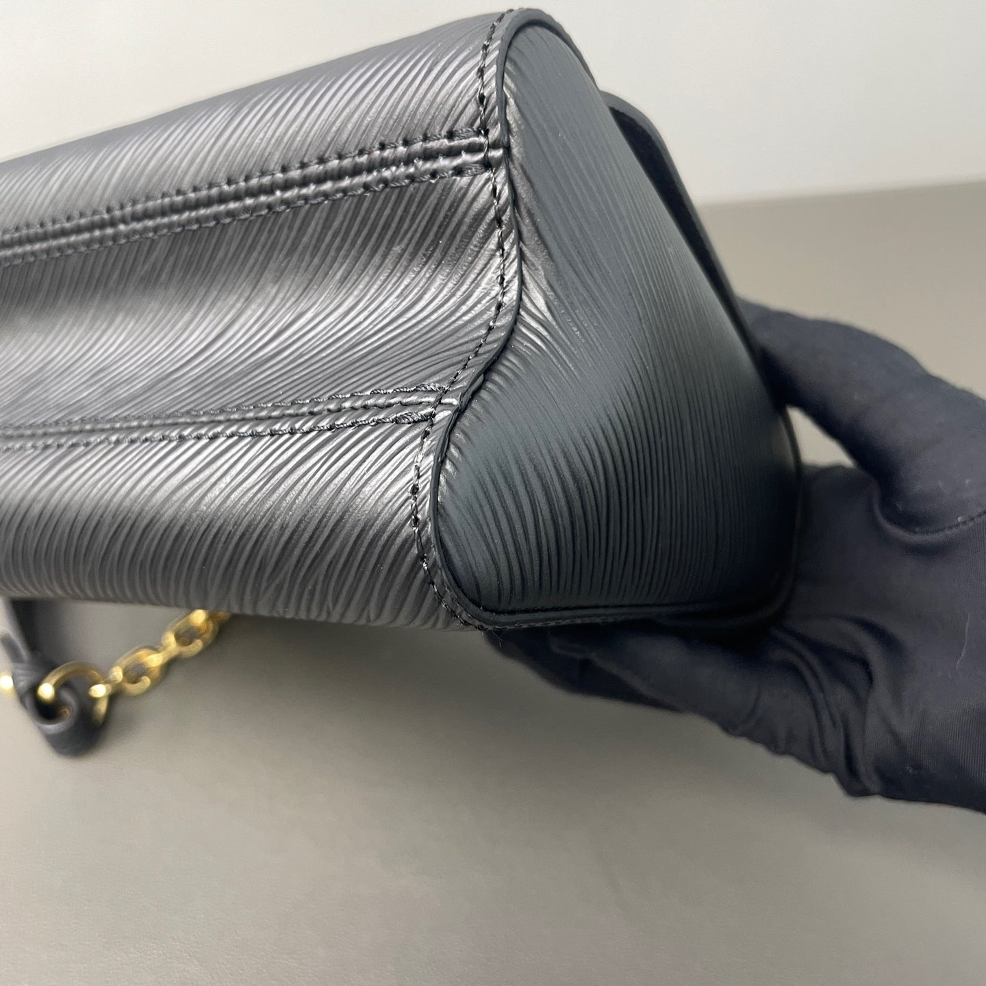 Louis Vuitton - Twist - Leather - Black - (mini)