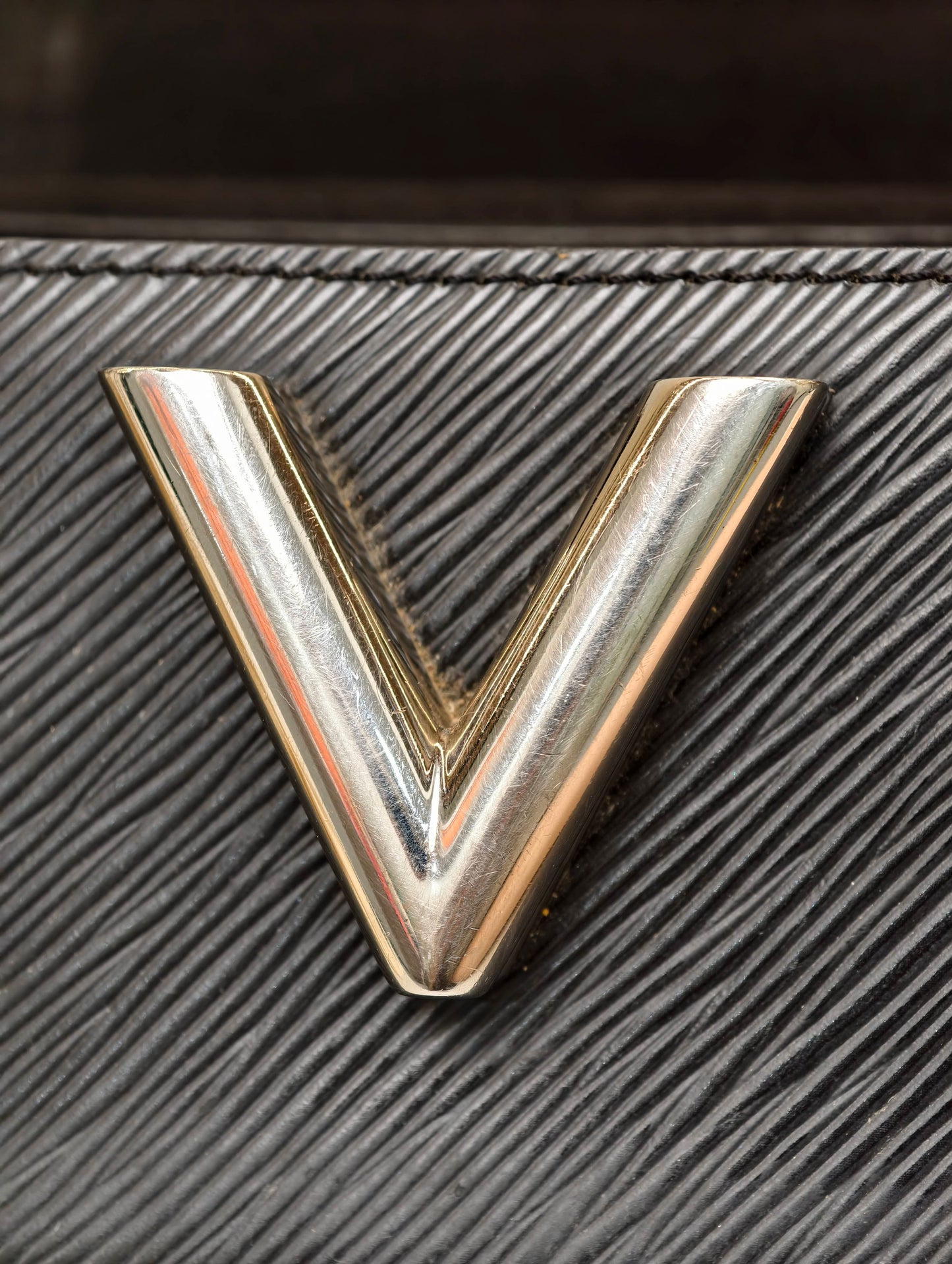 Louis Vuitton - Twist - Leather - Black - (mini)