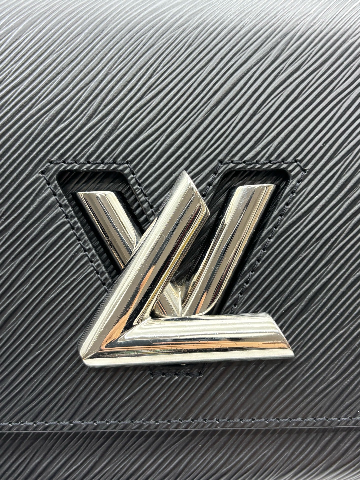 Louis Vuitton - Twist - Leather - Black - (mini)