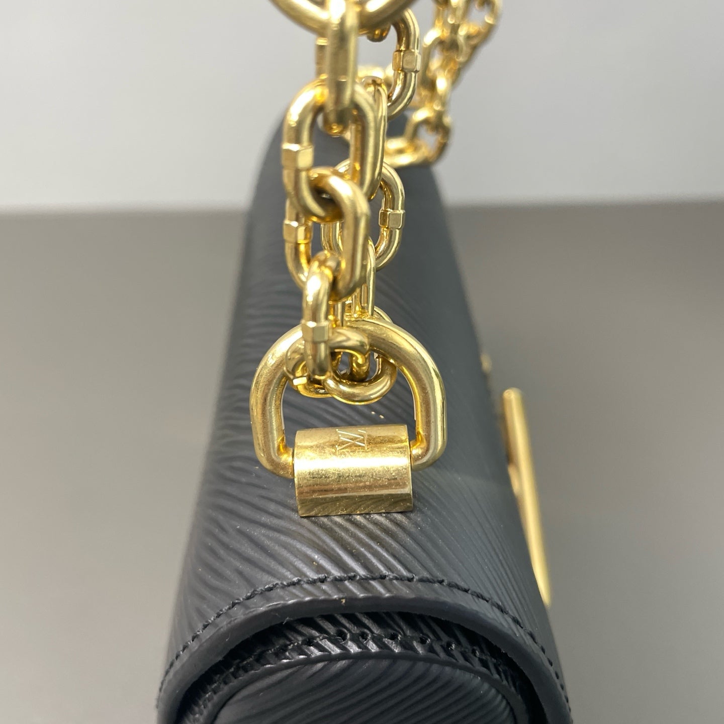 Louis Vuitton - Twist - Leather - Black - (mini)